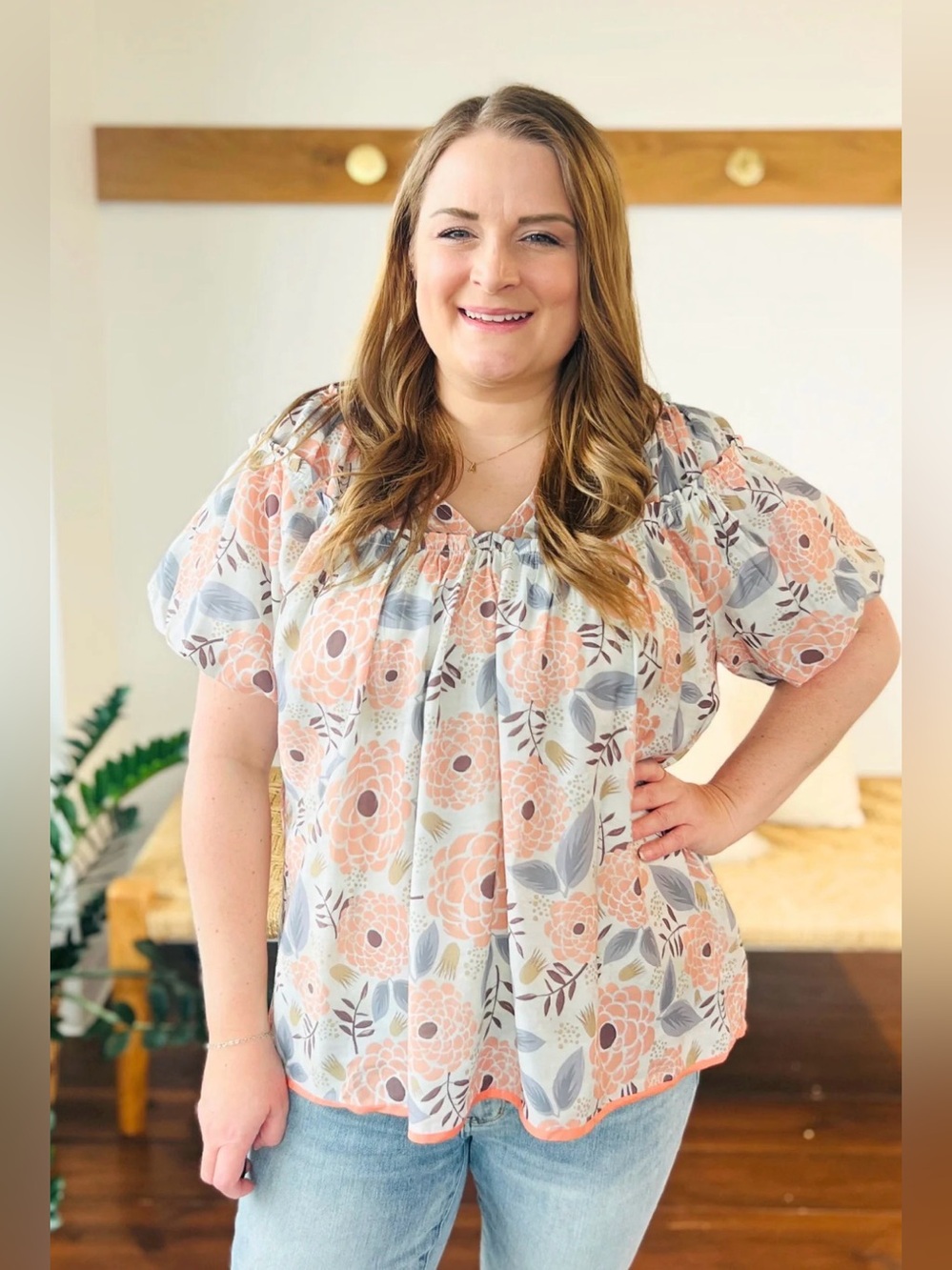 UMGEE Puff Sleeve Sweet Dahlia Floral Print Blouse- Small